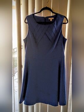 Dressbarn NWOT plus Size 16 Solid Blue A-Line Fit & Flare Pleated Neckline Midi